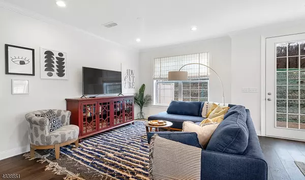 120 Aspen Dr, Cedar Grove Twp., NJ 07009