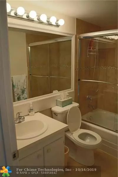 Deerfield Beach, FL 33442,3003 Harwood C #3003