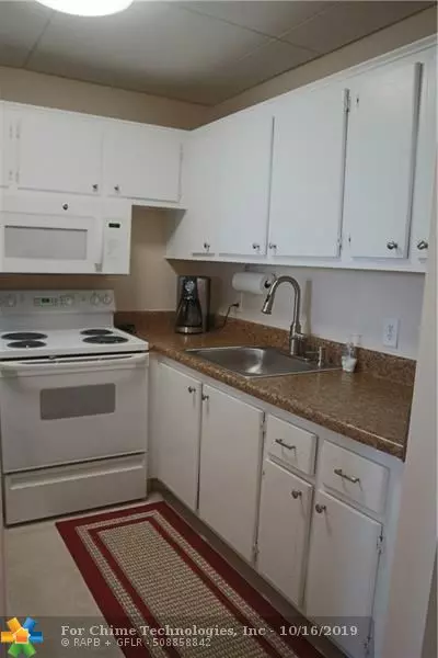 Deerfield Beach, FL 33442,3003 Harwood C #3003