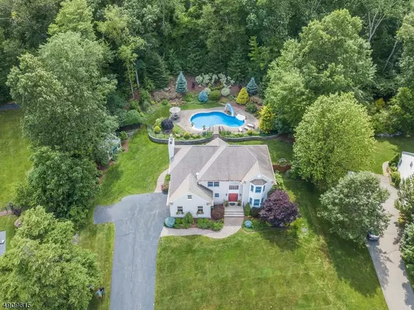 3 SLEEPY HOLLOW DR, Jefferson Twp., NJ 07438
