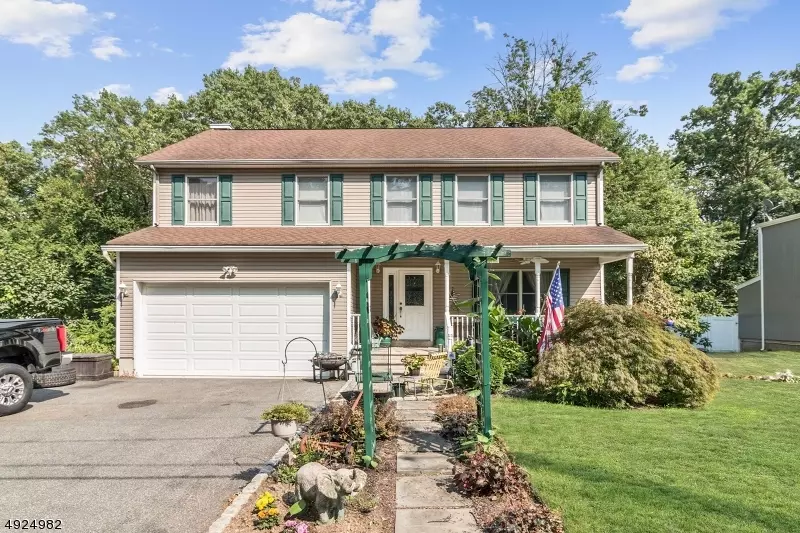 29 LAUREL PL, Ringwood Boro, NJ 07456