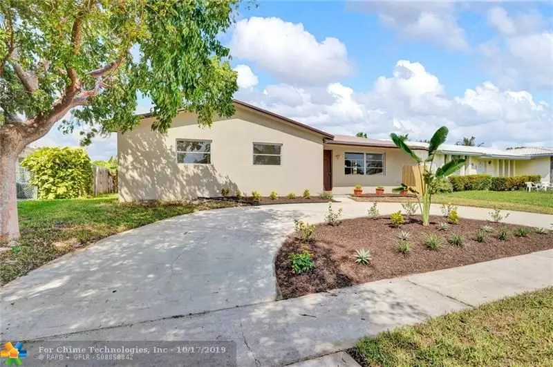 303 SE 5th St, Dania Beach, FL 33004