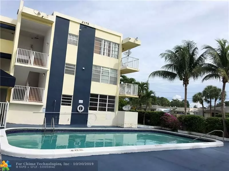 North Miami Beach, FL 33162,2175 NE 170th St  #108