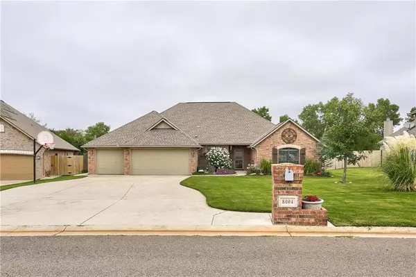 8004 Lindsay Lane, Edmond, OK 73025