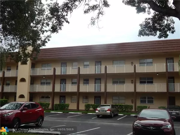 8861 Sunrise Lakes Blvd  #210, Sunrise, FL 33322