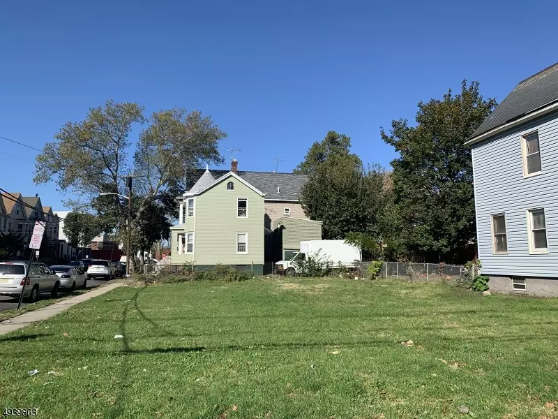 Elizabeth City, NJ 07201,170 REID ST