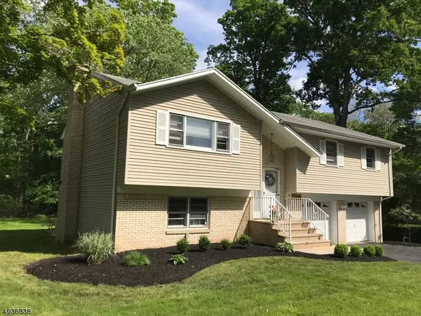 14 THE FAIRWAY, Cedar Grove Twp., NJ 07009