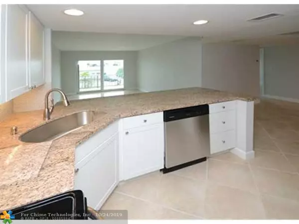 Wilton Manors, FL 33334,3002 NE 5th Ter  #202-B