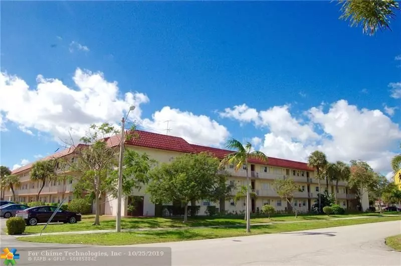 Deerfield Beach, FL 33441,700 SE 6th Ave  #301