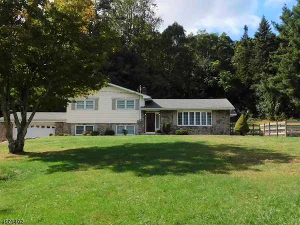 390 MINE RD, Bethlehem Twp., NJ 08802