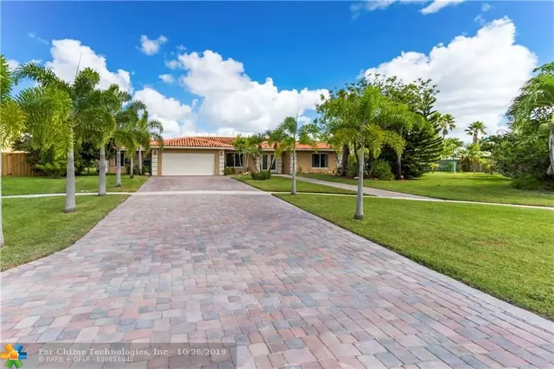 16783 Golfview Dr, Weston, FL 33326