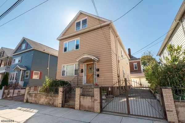 212-214 LIVINGSTON ST, Elizabeth City, NJ 07206