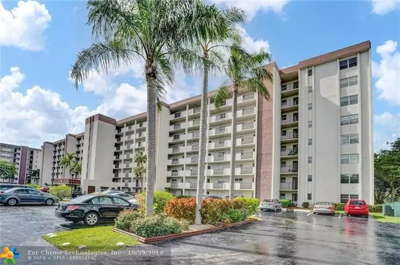 5900 NW 44th St  #303, Lauderhill, FL 33319