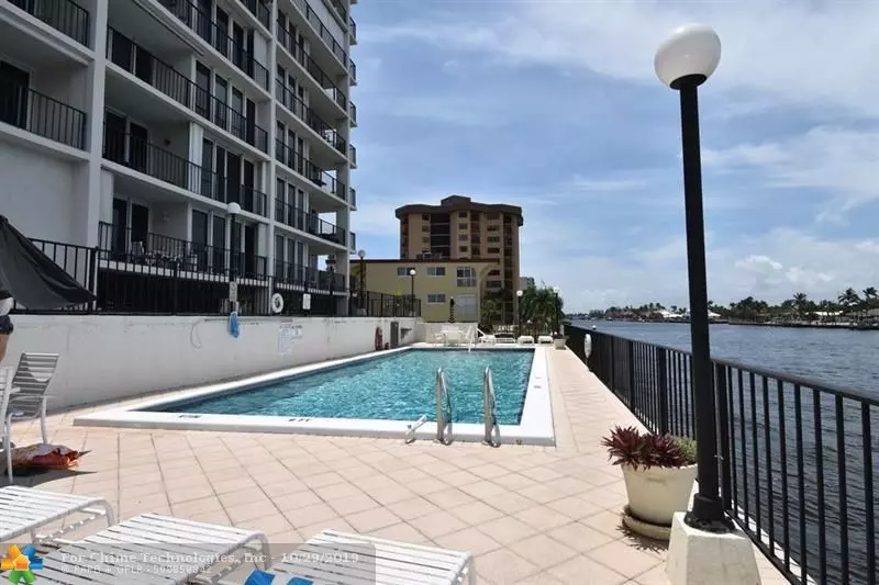 521 N Riverside Dr  #302, Pompano Beach, FL 33062