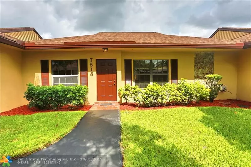 Davie, FL 33314,7518 SW 28th St  #38