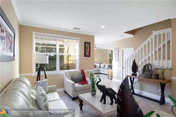 Weston, FL 33327,1105 Bluewood Ter