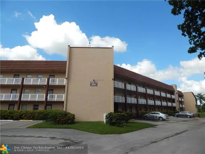 Sunrise, FL 33322,9041 Sunrise Lakes Blvd  #108