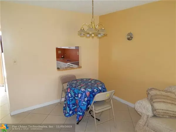 Sunrise, FL 33322,9041 Sunrise Lakes Blvd  #108