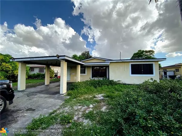 220 SW 29th Ter, Fort Lauderdale, FL 33312