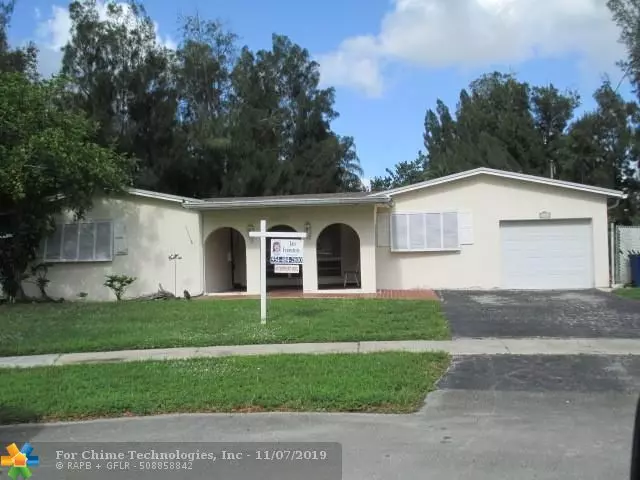 8951 SW 51st Pl, Cooper City, FL 33328