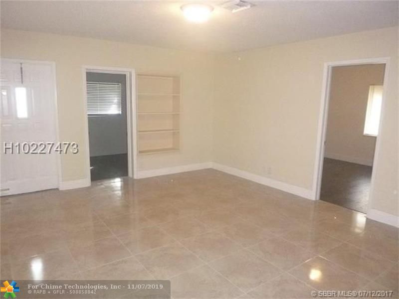 Oakland Park, FL 33334,5365 NE 3rd Ter