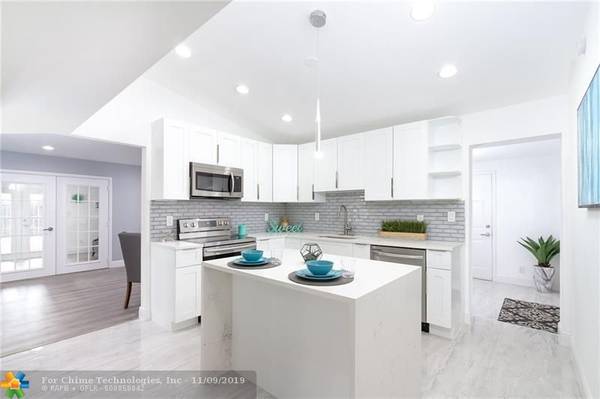 6620 Custer St,  Hollywood,  FL 33024