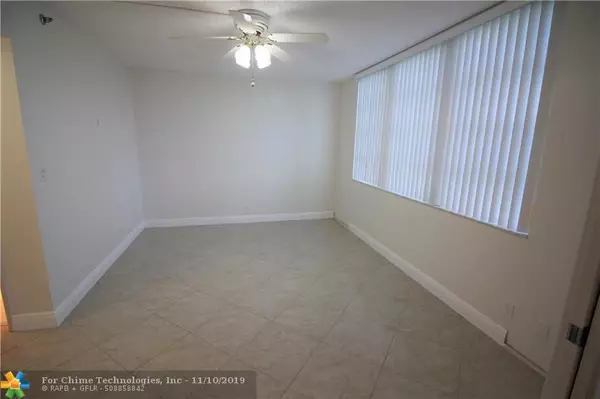 Pompano Beach, FL 33069,3499 Oaks Way  #604