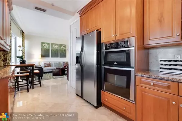 Lauderdale By The Sea, FL 33308,4332 Sea Grape Dr  #5