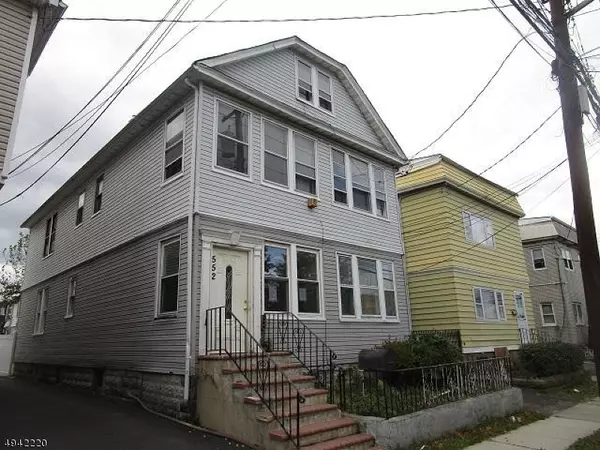 552-554 BOND ST, Elizabeth City, NJ 07206