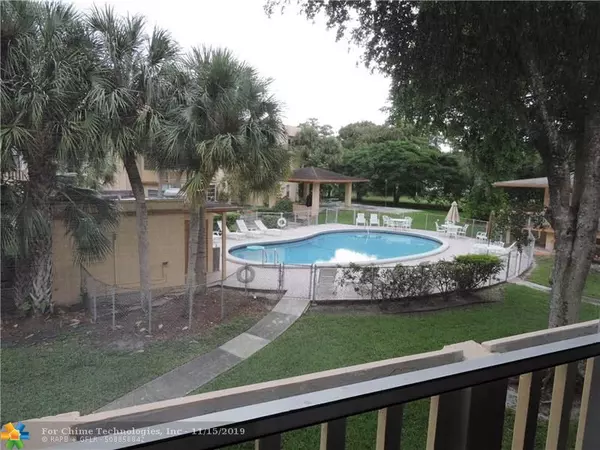 8390 Lagos De Campo Blvd  #206, Tamarac, FL 33321