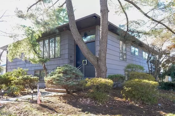 13-68 FINN TER, Fair Lawn Boro, NJ 07410