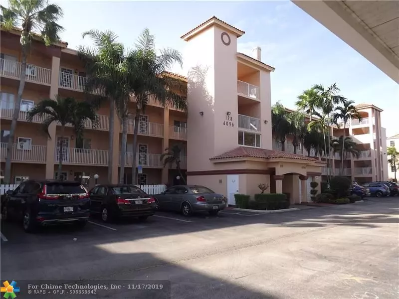 6096 Huntwick Ter  #104, Delray Beach, FL 33484