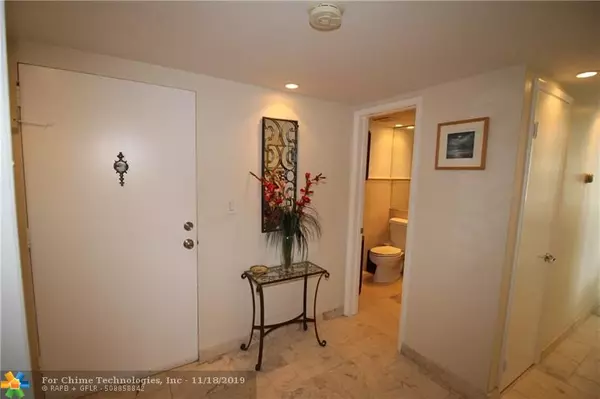 Fort Lauderdale, FL 33304,888 Intracoastal Dr  #4-F