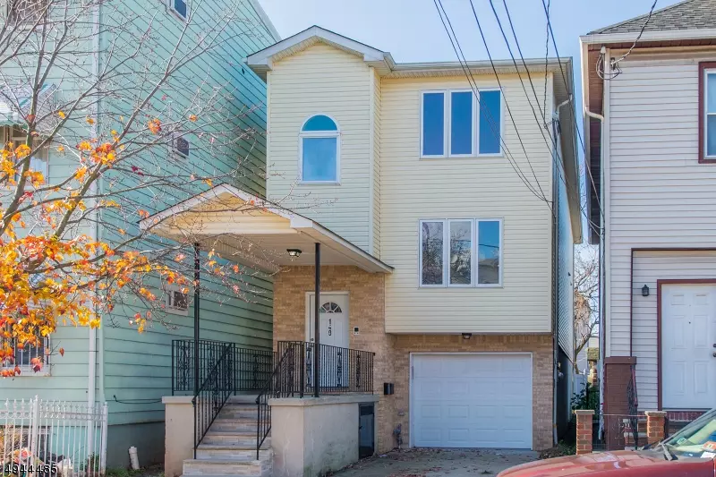 Elizabeth City, NJ 07206,140 S PARK ST