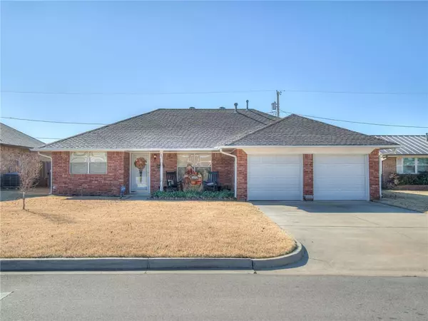 Moore, OK 73160,120 SW 6th Street