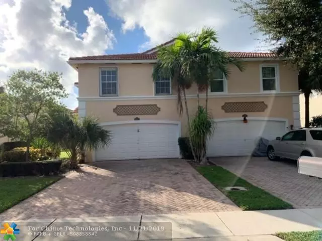 Palm Beach Gardens, FL 33418,4523 E Thornwood Cir  #4523