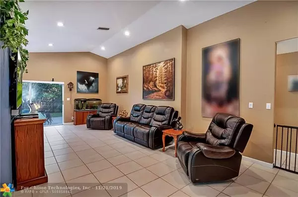 Davie, FL 33325,1032 SW 119th Ave