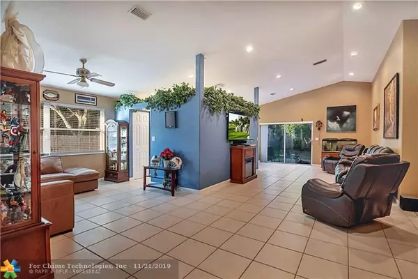 Davie, FL 33325,1032 SW 119th Ave