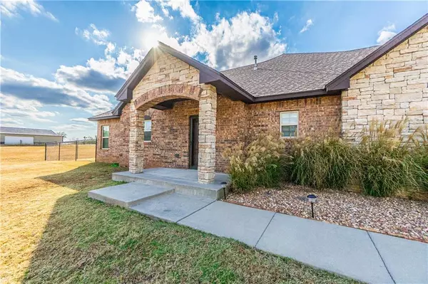 7400 96th Street, Noble, OK 73068