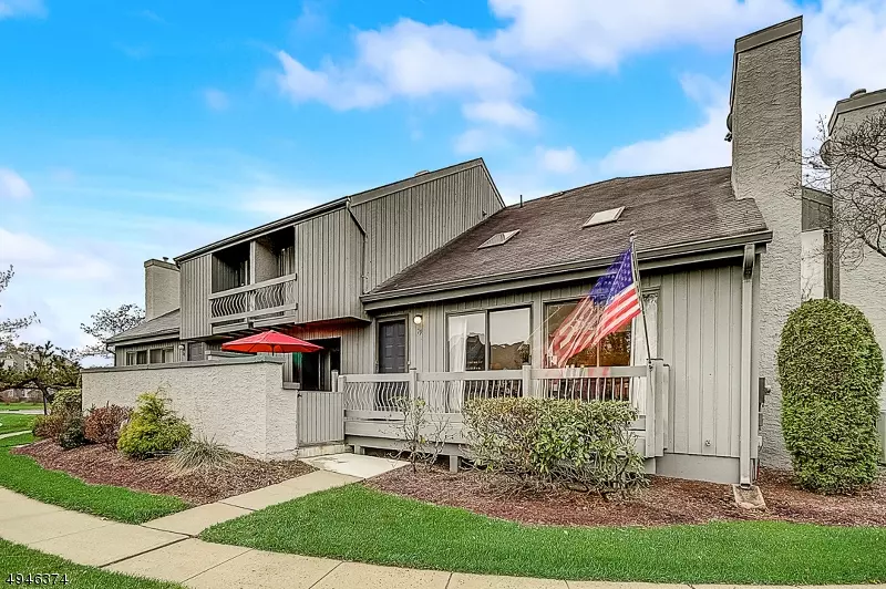 Edison Twp., NJ 08820,79 LINDA LN #79