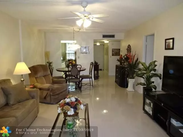 Lauderdale Lakes, FL 33313,4899 NW 26th Ct  #148