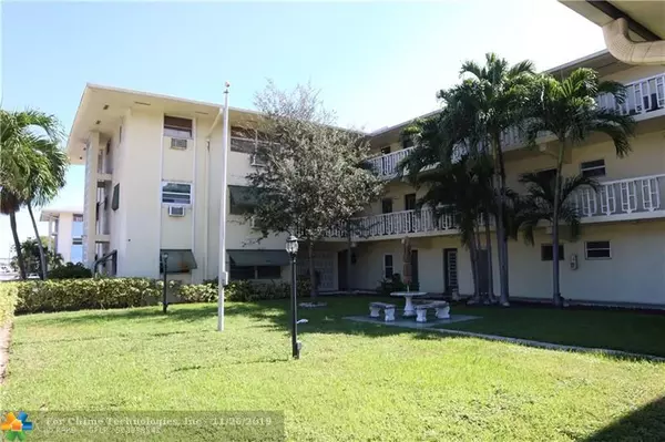 Pompano Beach, FL 33064,1350 E Sample Rd  #105