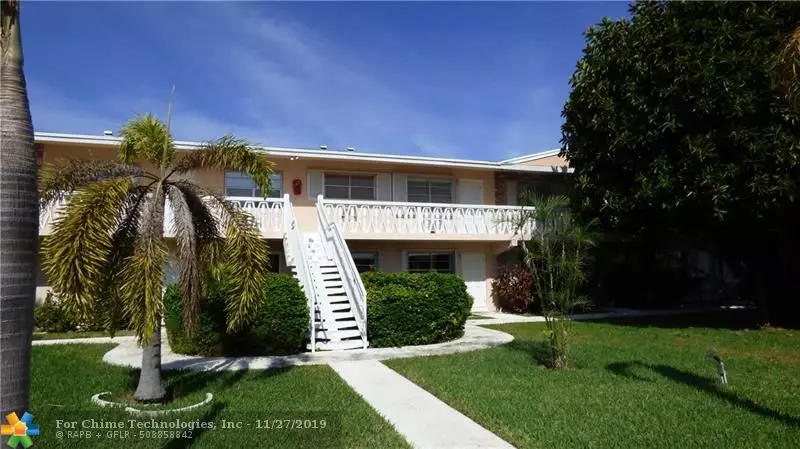 3860 NE 21st Way  #40, Lighthouse Point, FL 33064