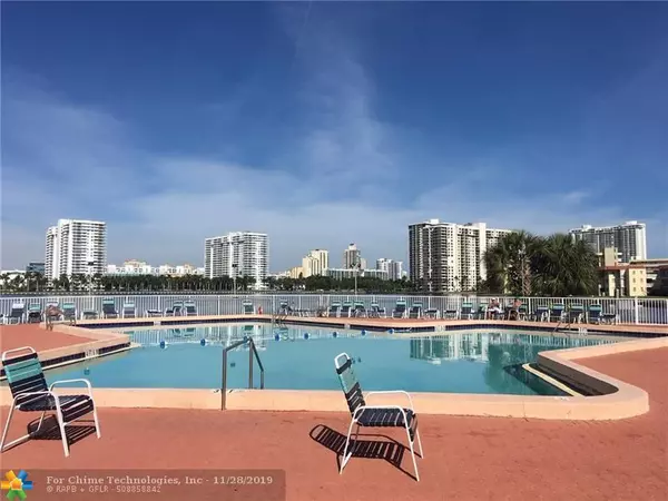 Aventura, FL 33160,2910 Point East Dr  #M-312