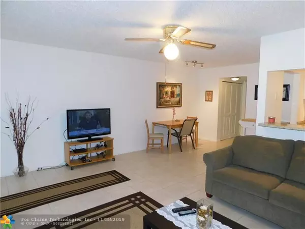 Deerfield Beach, FL 33442,358 Farnham Q  #358