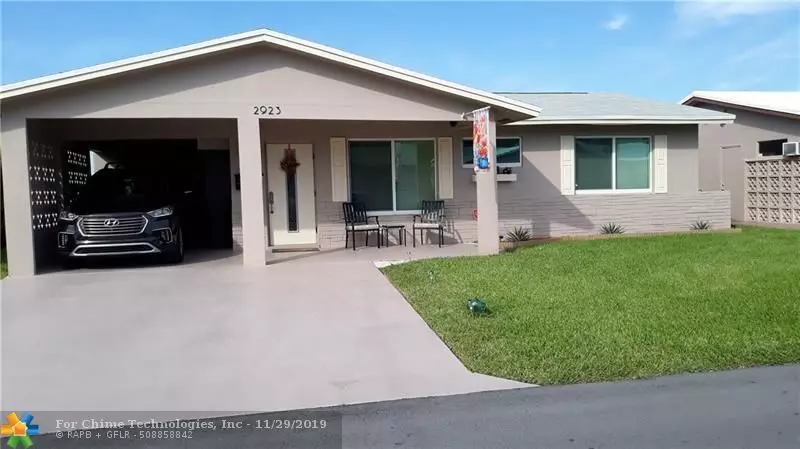 2923 NW 46th St, Tamarac, FL 33309