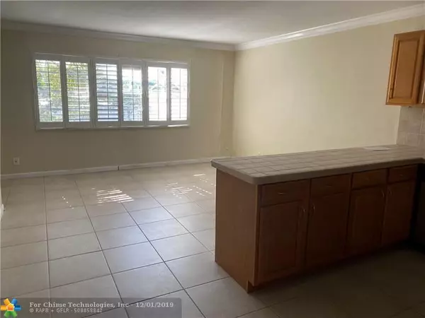 Deerfield Beach, FL 33441,505 NE 20th Ave  #205