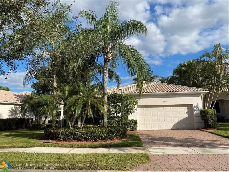 2554 Bay Pointe Dr, Weston, FL 33327