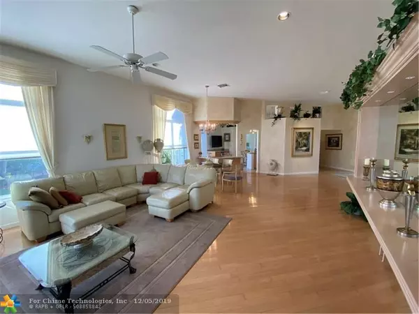 Weston, FL 33327,2554 Bay Pointe Dr