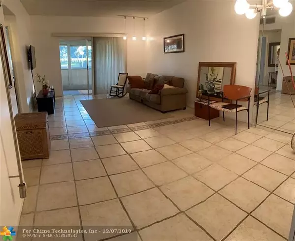 Hollywood, FL 33021,4350 Hillcrest Dr  #105